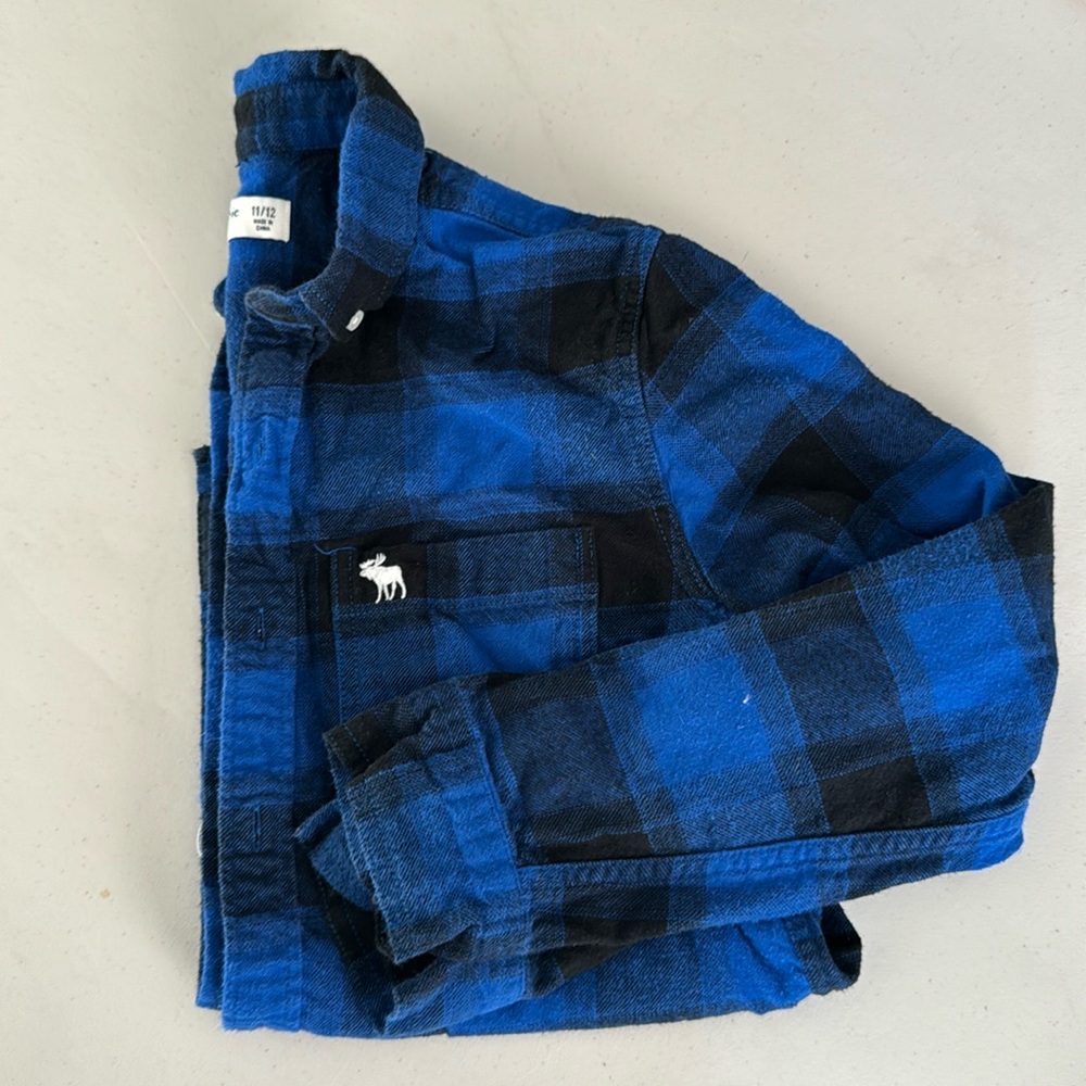 Abercrombie kids boys flannel shirt size 11/12